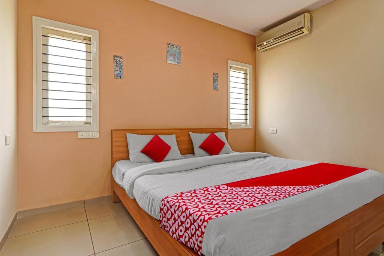 Super Hotel O Indra Suites Mysore Exteriör bild