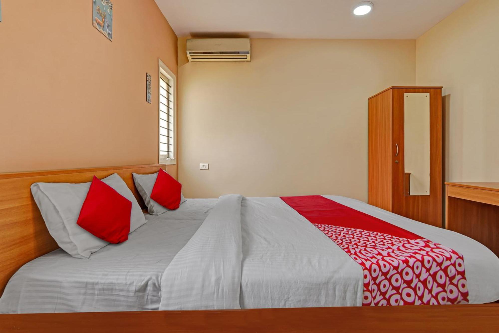 Super Hotel O Indra Suites Mysore Exteriör bild