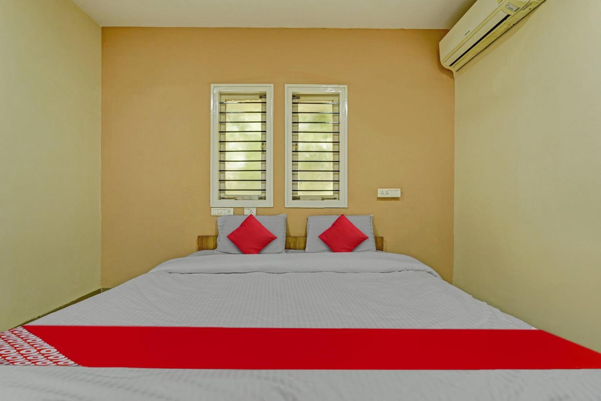 Super Hotel O Indra Suites Mysore Exteriör bild