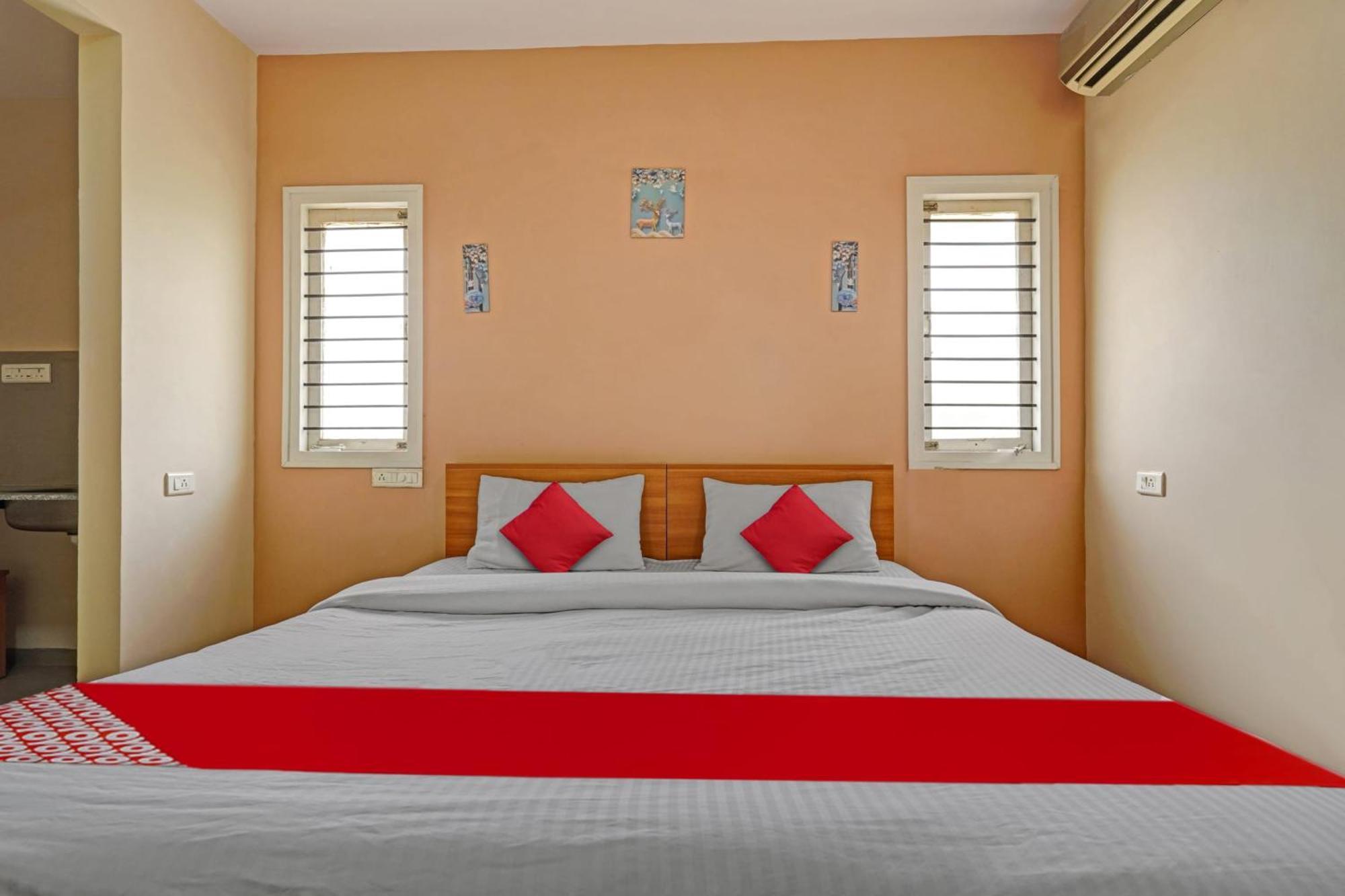 Super Hotel O Indra Suites Mysore Exteriör bild